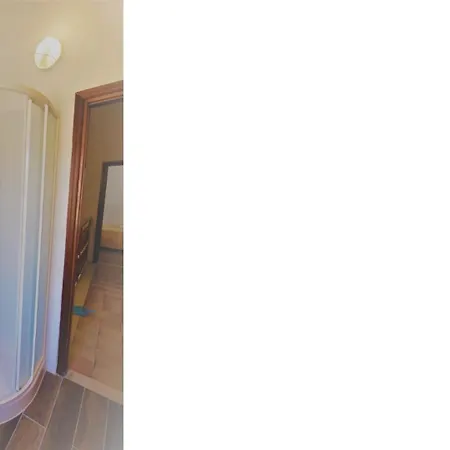 펜션 Delta Blu Village